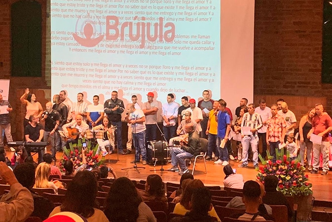 Recital brújula SM